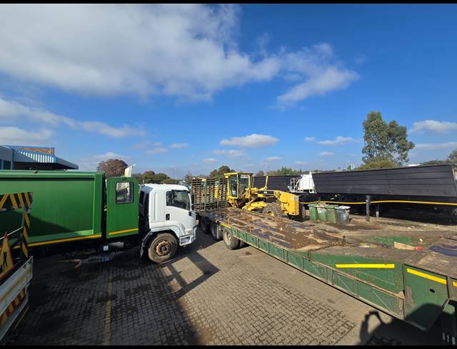 1,900M² FACTORY TO LET IN MOREHILL